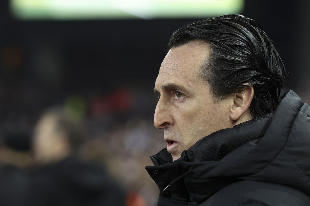 Unai Emery é o líder do Aston Villa