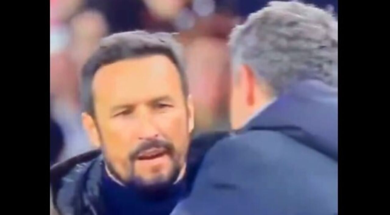 César Peixoto e Bruno Lage no final do jogo