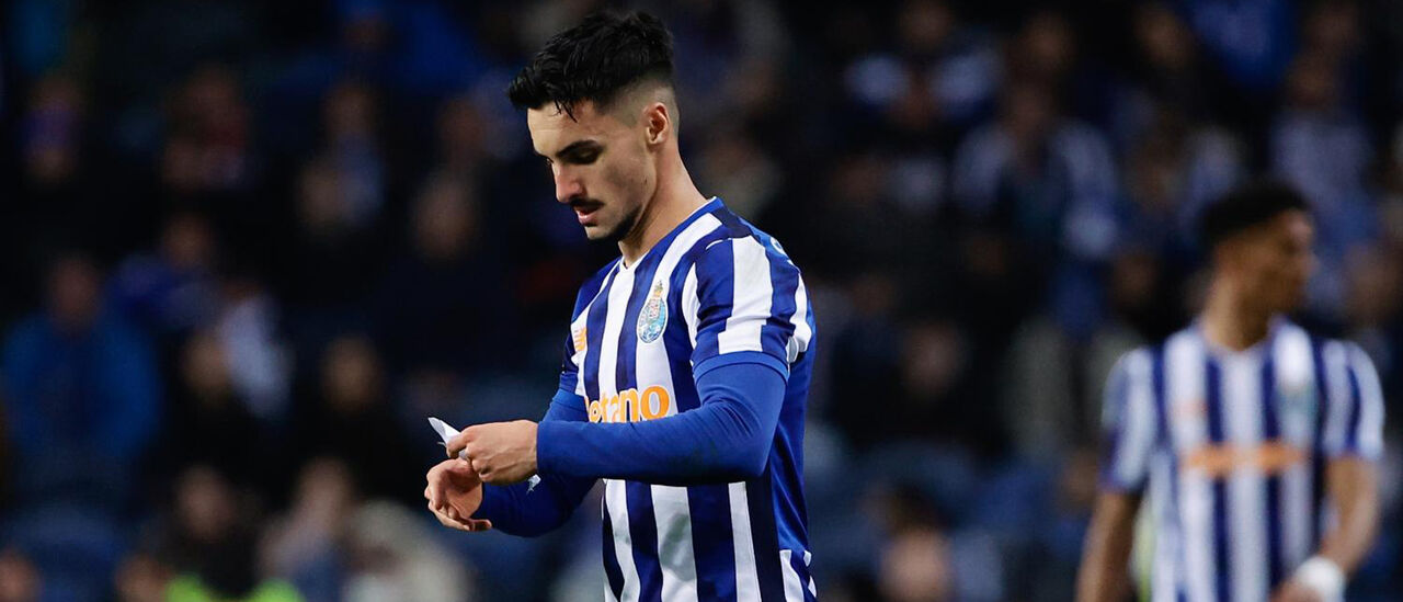 Eustáquio deverá continuar a fazer de central já na Amoreira, frente ao Estoril