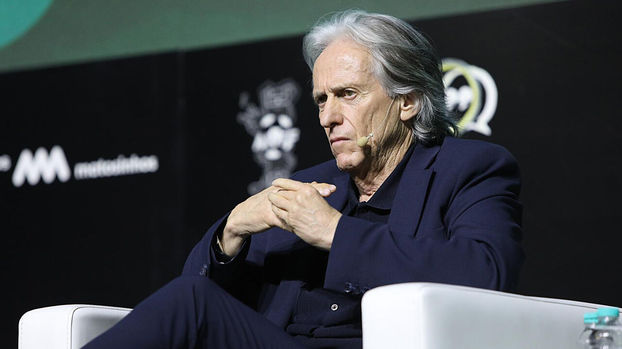 Jorge Jesus é um dos candidatos a assumir o leme da seleção brasileira