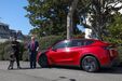 Donald Trump e Musk tentam vender Teslas