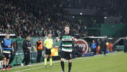 Gyökeres festeja o golo frente ao Famalicão