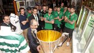 O plantel do Sporting no Museu do Sporting, em Leiria