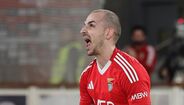 Nil Roca (Benfica) – No clássico frente ao FC Porto, o defesa espanhol inaugurou o marcador e foi um dos grandes responsáveis pela humilhação sofrida pelos dragões (0-6) devido ao trabalho defensivo irrepreensível sempre que esteve em rinque. Um verdadeiro todo o terreno com pilhas que nunca acabam.