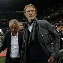 <![CDATA[ Jim Ratcliffe pede desculpa por comentários polémicos sobre imigração no Reino Unido ]]>