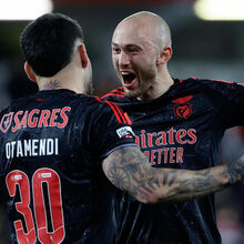 <![CDATA[ De Otamendi para... Aursnes? O futuro da liderança do Benfica   ]]>