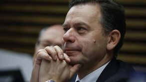 Família de Montenegro paga a pronto 715 mil euros na compra de duas casas