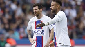 Neymar deu lição a Messi nos penáltis: «Se eu consigo, tu também consegues. Vamos treinar»