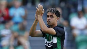 «Seguimos juntos!»: João Muniz ganha nova vida no Sporting e Rui Borges está atento ao central