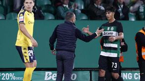 Eduardo Felicíssimo radiante pela estreia a titular no Sporting: «Orgulho e muita felicidade»