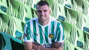 Rio Ave garante Nelson Abbey e Andreas Ntoi em definitivo