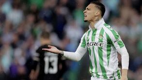 Antony: «Não falei com Ruben Amorim sobre voltar a Manchester ou não»