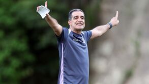 Renato Paiva 'sem sinal' de Artur Jorge: «Tenho 250 mensagens que ainda não consegui responder. Nenhuma dele»