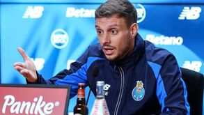 O pontapé de saída do novo FC Porto, a maturidade de Marcano e a polémica foto na Luz: tudo o que disse Anselmi