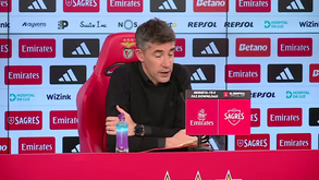 A mensagem para o Barcelona, os elogios a Samu e Trubin e os golos do pai: Bruno Lage analisa Benfica-Nacional