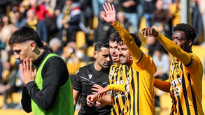 A crónica do 1º Dezembro-Lus. Lourosa, 1-3: êxito aparece nos cantos