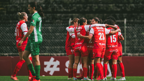 Sp. Braga goleia Vilaverdense em dérbi minhoto sem história