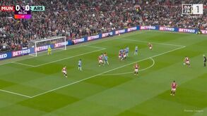 O golaço de livre direto de Bruno Fernandes no Manchester United-Arsenal