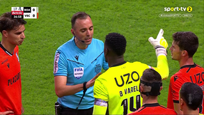 Bruno Varela queixa-se de insultos racistas no Boavista-Vitória: as imagens do momento