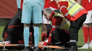 Benfica B-Portimonense, 0-0: nulo em jogo marcado pelo choque de cabeças entre Hugo Félix e Lucas Araújo