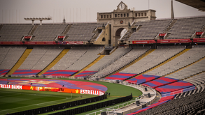 Morte súbita do médico adia jogo do Barcelona