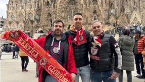 Adeptos do Benfica mostram-se confiantes em Barcelona