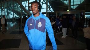 Angola chama por Domingos Andrade