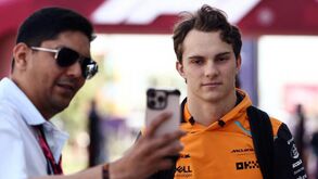Oscar Piastri assina contrato de longa duração com a McLaren