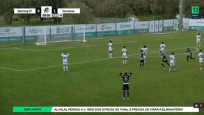 O golaço de Francisco Canário no Sporting-Torreense que deixou toda a gente de mãos na cabeça