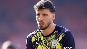 Rúben Dias e a época do Man. City: «Não há necessidade de entrarmos em pânico»
