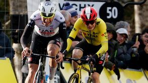 Almeida à frente de Vingegaard