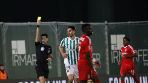 João Gonçalves em ação no Rio Ave-Benfica