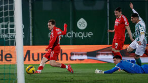 Aktürkoglu deu triunfo ao Benfica