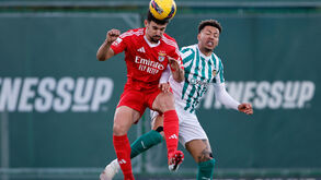 Tomás Araújo saiu ao intervalo do jogo com o Rio Ave
