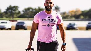 Resolvemos no ringue: Logan Paul quer lutar com guarda-costas de Messi