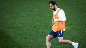 Nuno Tavares em dúvida e Bernardo Silva apto