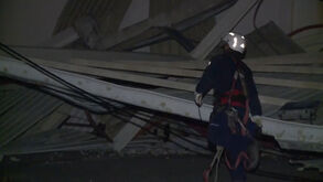 Depressão Martinho faz estragos: ventos fortes derrubam estrutura de estádio