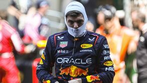 Os pneus, o 'miúdo' que sai de último e a Ferrari nas costas de Verstappen: as 'dores' da Red Bull para o GP da China