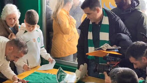 Borges do Catamo: a manchete de Record autografada pelo treinador do Sporting
