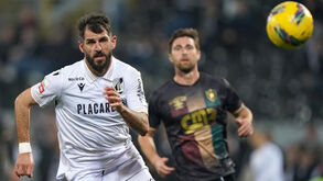Nélson Oliveira influente e com efeito talismã no V. Guimarães