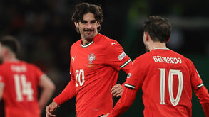 Trincão festeja com Bernardo Silva