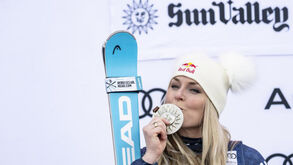 Lindsey Vonn faz história no esqui alpino: «Diziam que era muito velha, que já não era boa o suficiente...»