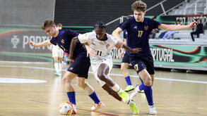 Seleção sub-19 de futsal goleia Bielorrússia no arranque da Ronda de Elite