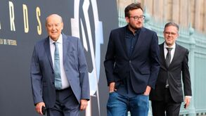 Neto de Pinto da Costa pede 