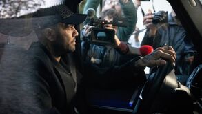 Jovem que acusa Dani Alves está 