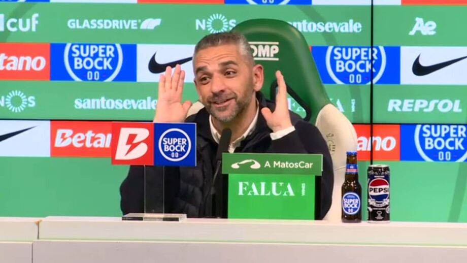 Treinador do Sporting com momento bem-disposto na conferência de imprensa