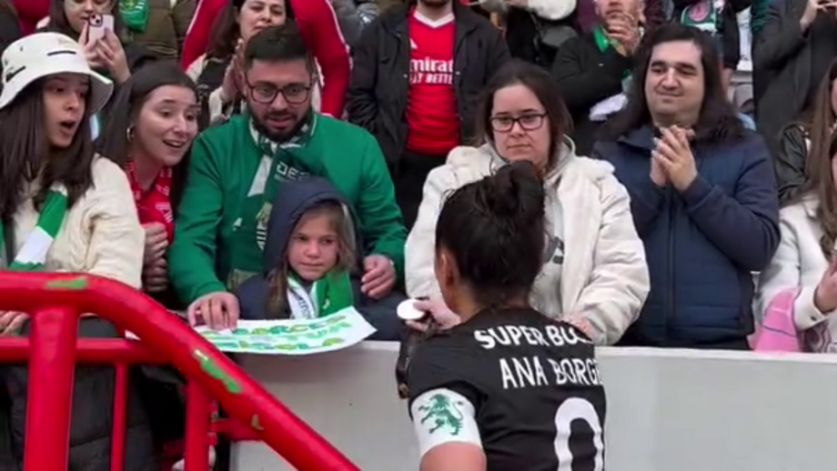 Capitã das leoas com um bonito gesto após a derrota com o Benfica em Leiria