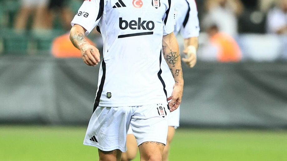 Rafa em ação pelo Besiktas