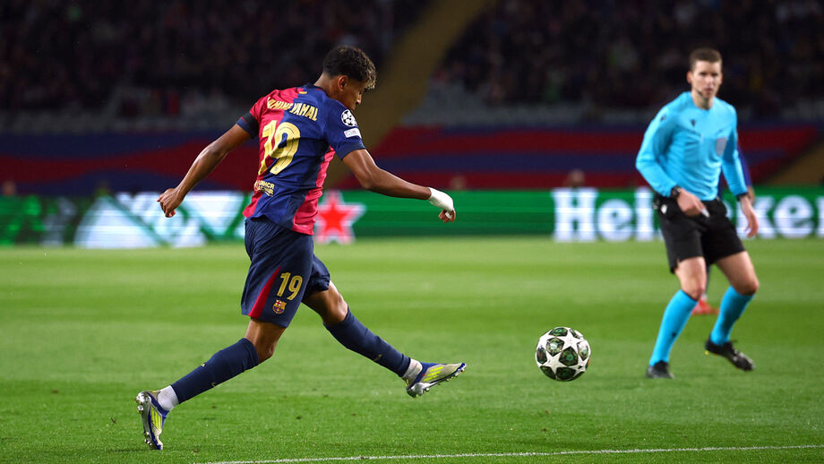 Lamine Yamal esteve em grande destaque no Barcelona-Benfica