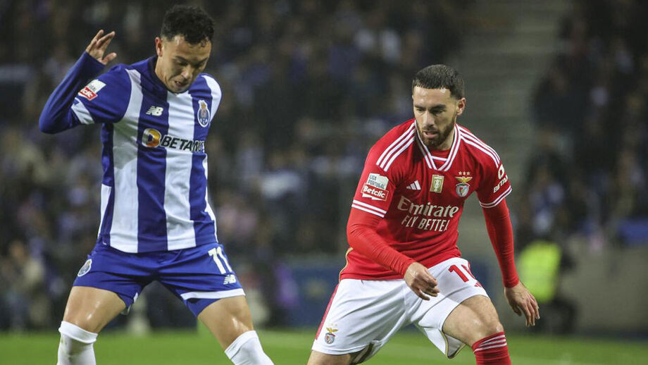 Pêpe e Kökçü no clássico da temporada passada